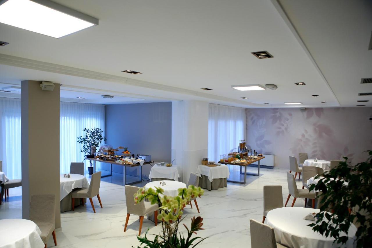Scia' On Martin Hotel Buscate Exterior foto