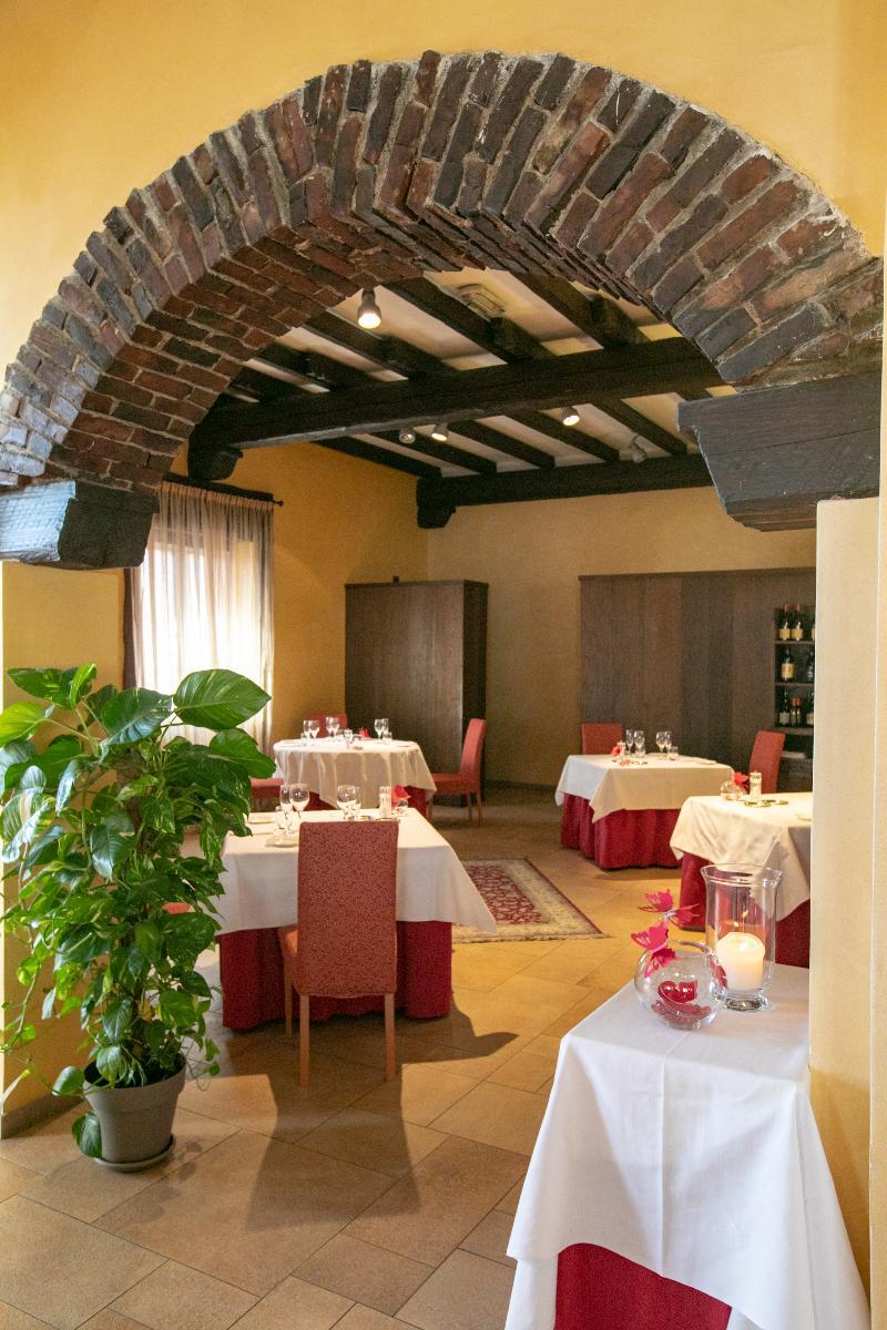 Scia' On Martin Hotel Buscate Exterior foto